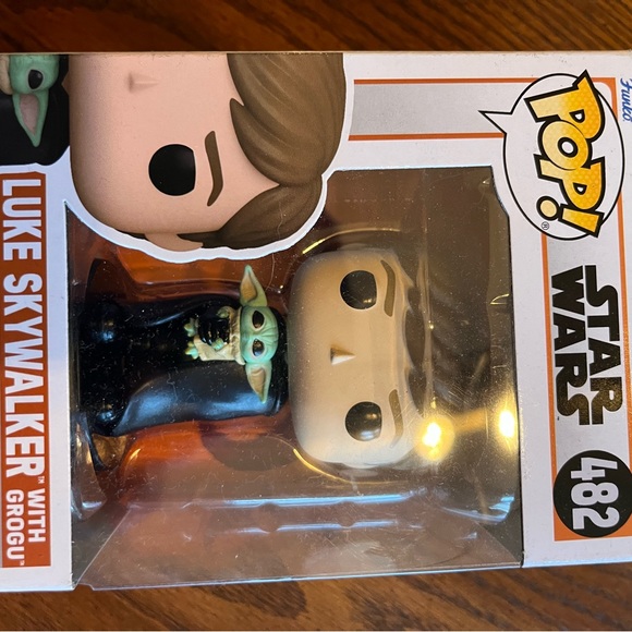 Funko POP! 482 | Star Wars | Luke Skywalker with Grogu - Picture 8 of 8